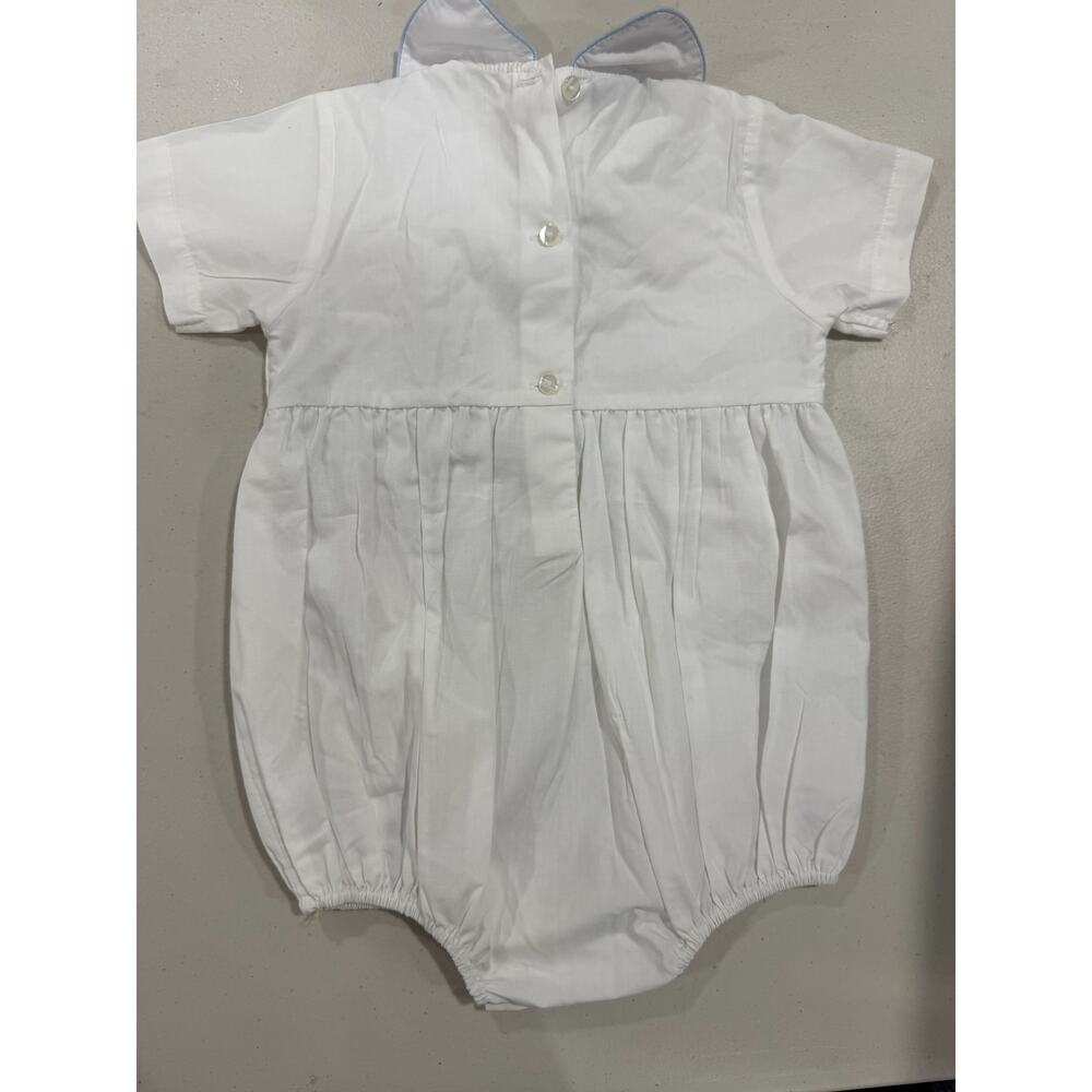 Petit Bebe 24m noah smocked cross bubble - Picture 3 of 3